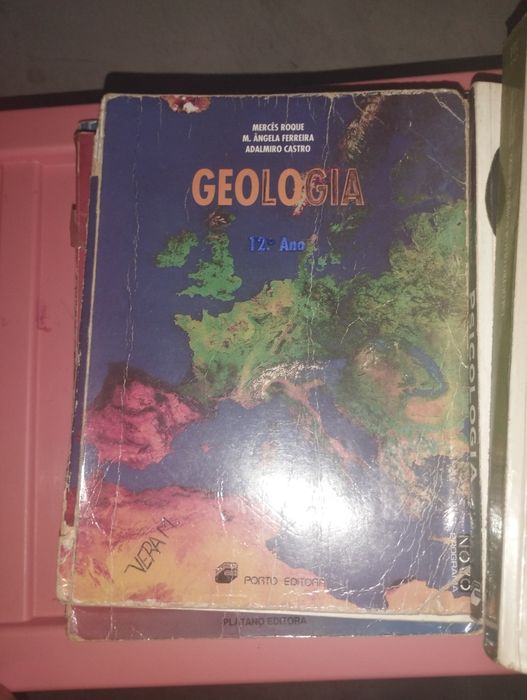 Livros 10 ano e 12 ano científico