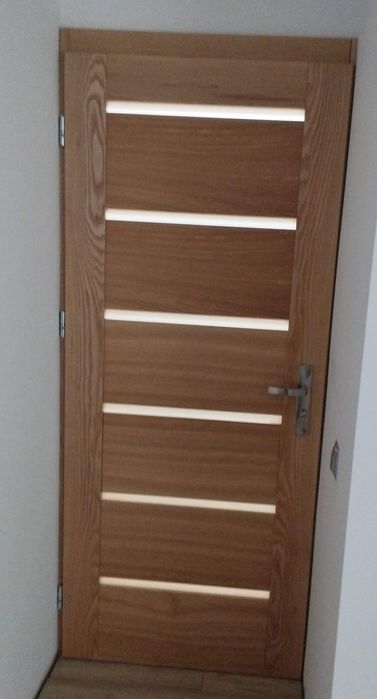 Drzwi wewnętrzne z drewna Jesionowego Pod Wymiar