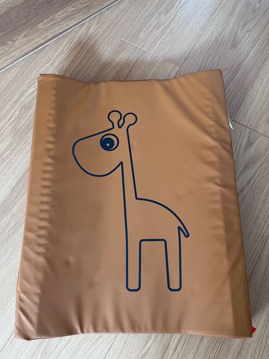 Przewijak firmy Done by Deer