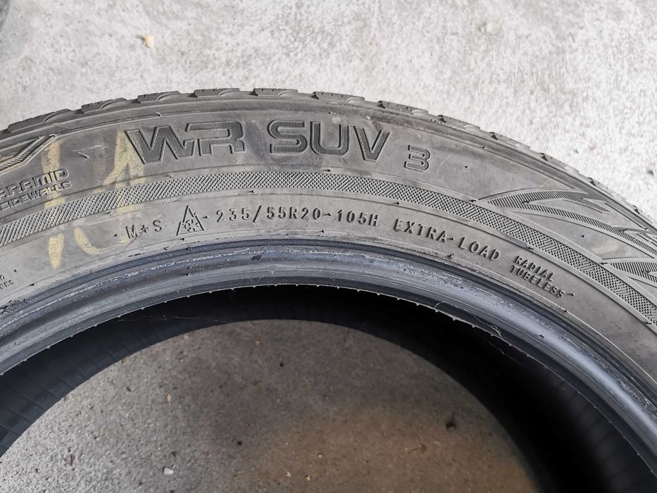 opony zimowe 235/55/R20 SUV XL nokian 4 sztuki