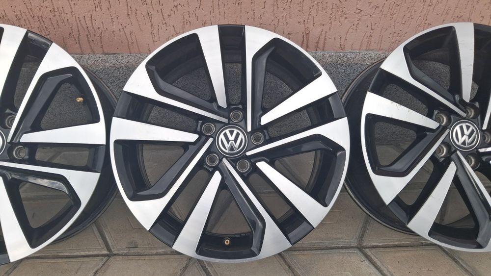 Оригінальні диски титани VW Tiguan Passat 5/112R17 vag Dublin Поштучно