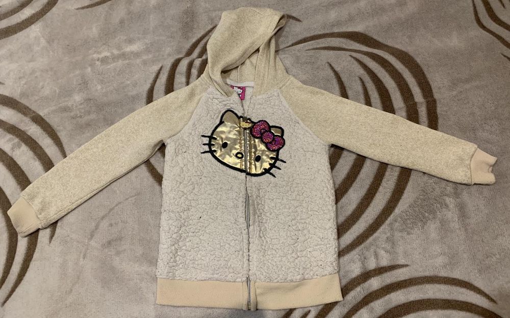 Продам дитячі речі б/у.