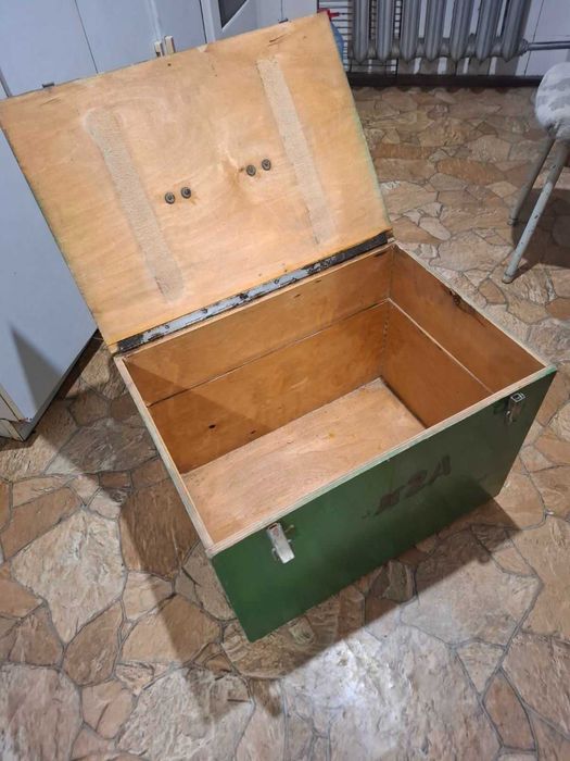 Скриня часів СРСР, міцна фанера, розміри 53/37/38 см