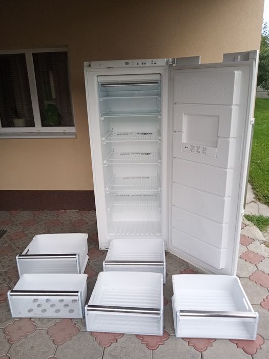 Bocsh морозильна камера No Frost 70 см ширини б.у