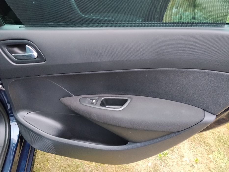 Peugeot  308 sw spot.