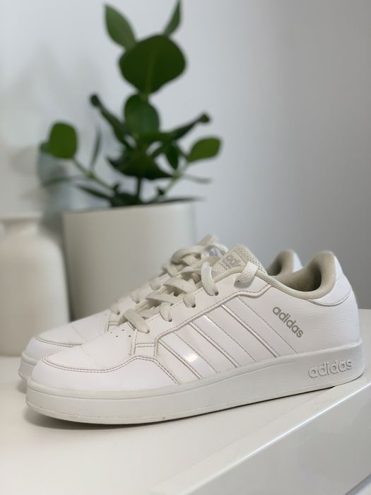 Buty sportowe Adidas Breaknet