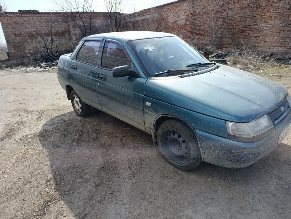 Продам ваз 2110 в