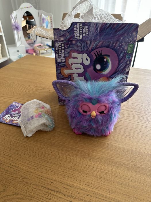 Furby zwrot zabawka