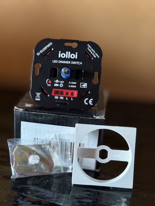Диммер поворотний LED Iolloi ID-EU20FW03, новий