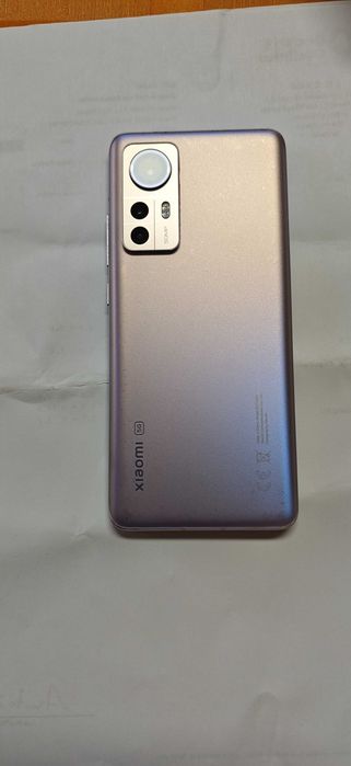 Xiaomi 12 como novo se encontrar 1 risco ofereço o tlm