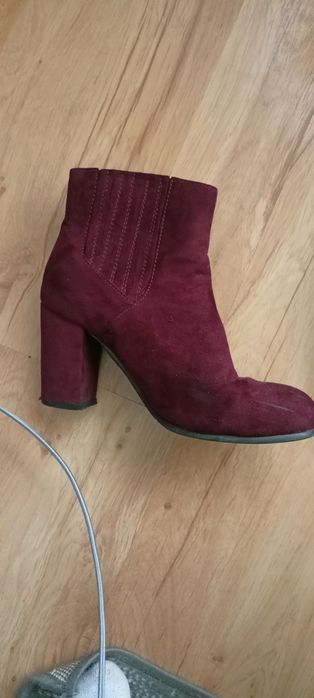 Bordowe botki na słupku  big star
