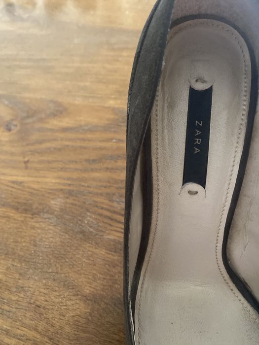 Sapatos da marca Zara n.36