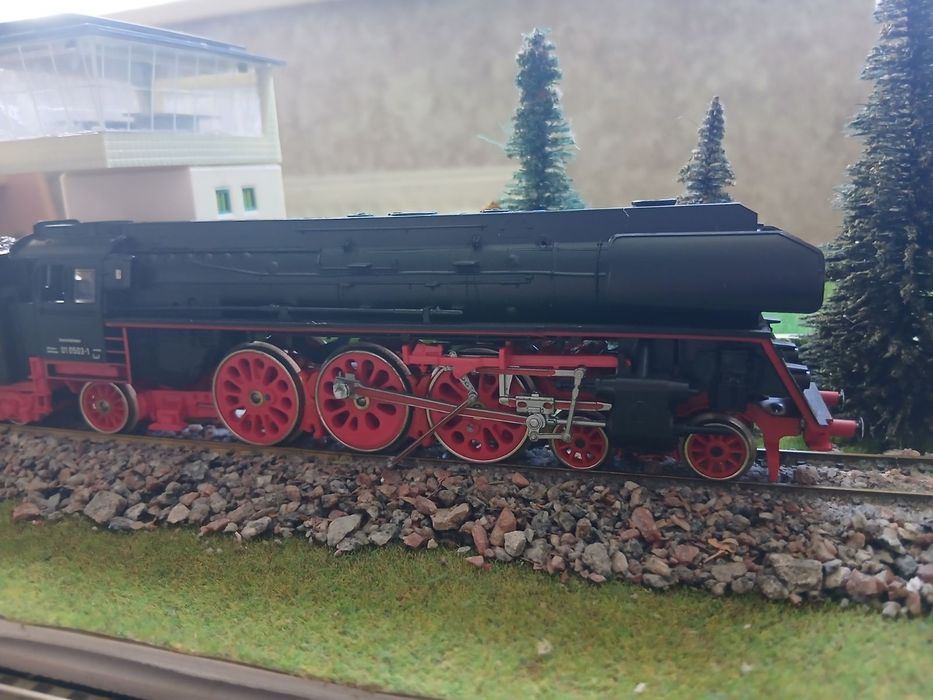 Roco ,Piko паровоз ВR 01,1/87 маштаб