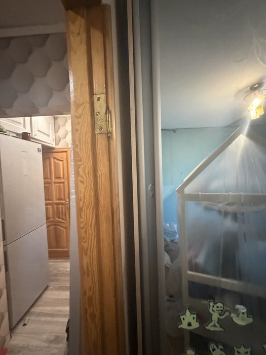 Міжкімнатні деревяні двері