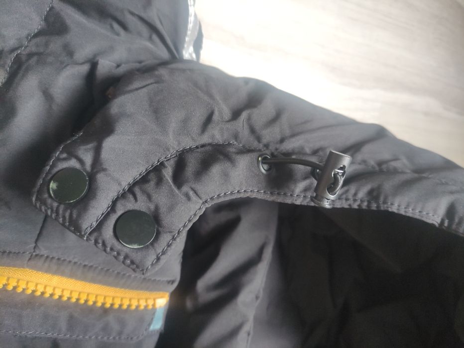 Stylowa kurtka puffer Canada Mountain – Nowa, Retro Vibes!