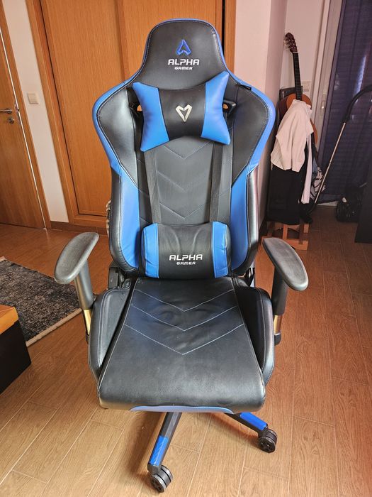Cadeira Gaming Alpha em ótimo estado
