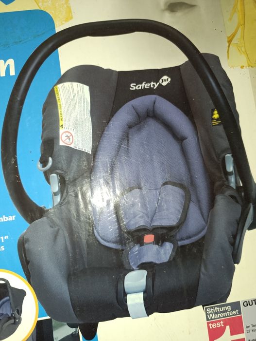 Nosidełko, fotelik Safety 1st  0-13 kg + adaptery