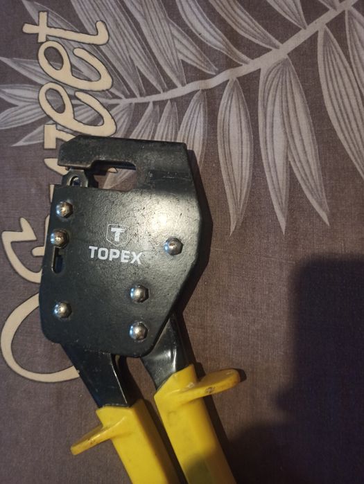 Просікач для металевого профілю [під гіпсокартон], 260 мм, TOPEX (43E1