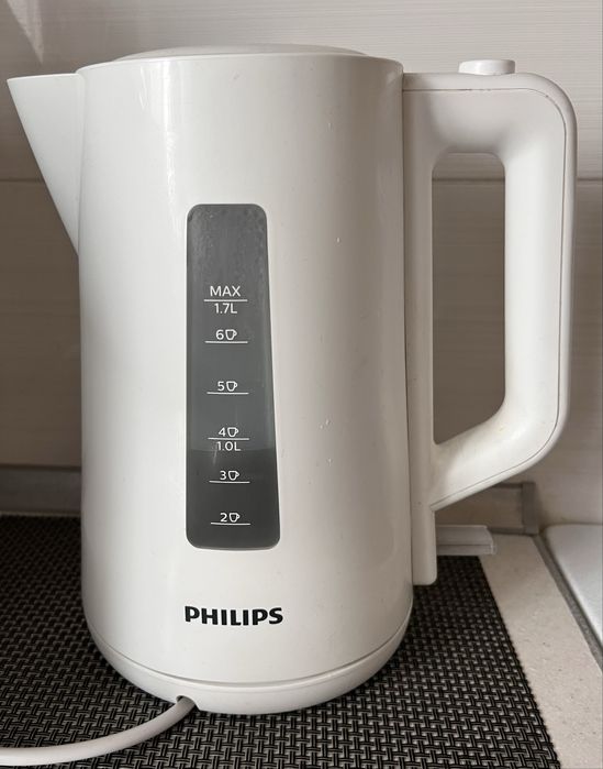 Продам електрочайник Philips