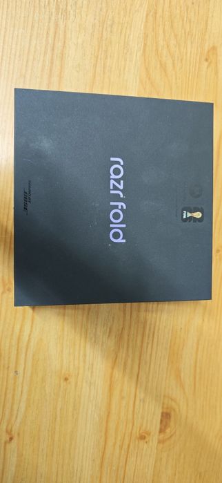 Motorola razr fold FIFA black euronet