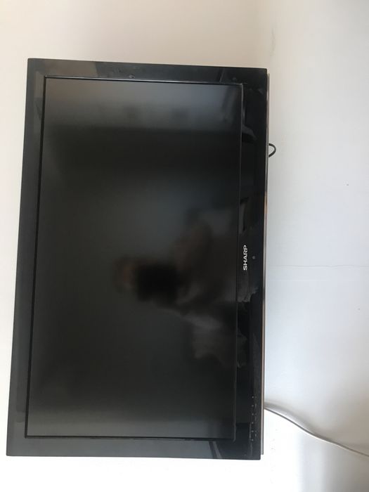 Telewizor Sharp 32 całe sprawny