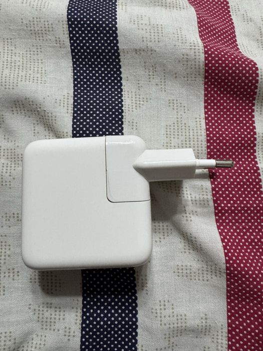 Блок живлення Apple 30 w