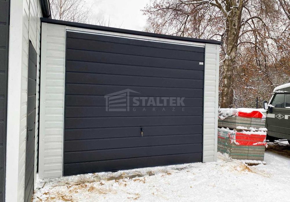 Garaż blaszany 3,5X5m –  brama – drzwi - biały - spad w tył ST228