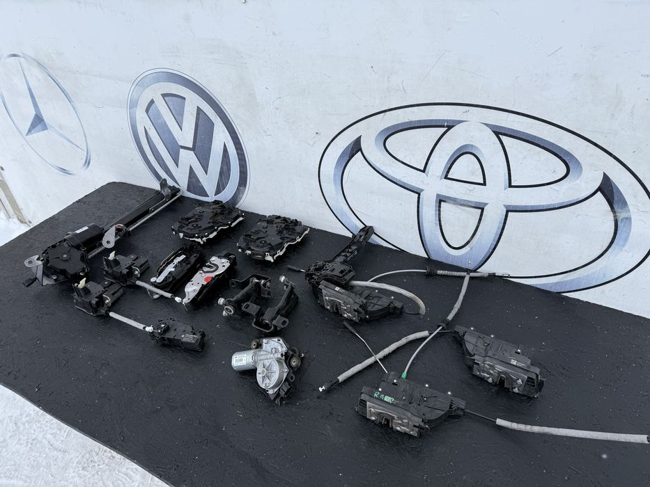 Mercedes Vito V-class замок механізм трос ролик дверей ляди кришки