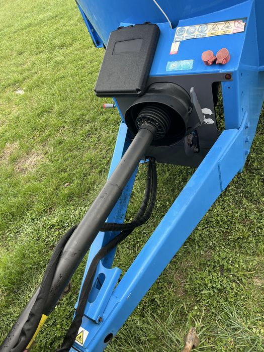 Paszowóz euromilk RINO FX700compact