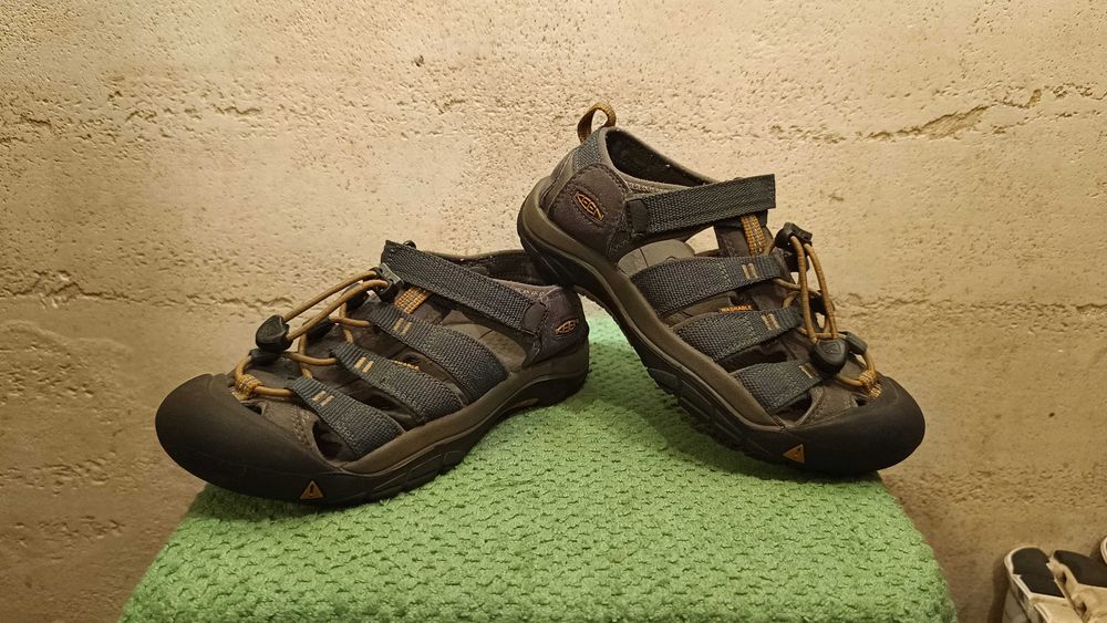 Sandałki trekkingowe KEEN NEWPORT H2 r.35 stan bardzo dobry