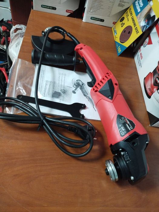 Кутова шліфувальна машина Stark AG 1010  NEW  Germany
