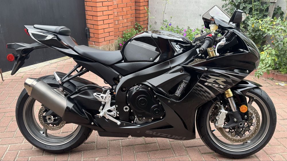 SUZUKI GSX-R750 Сузуки з Японії