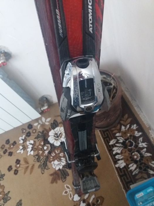 Лыжи Atomic Crimson Ti