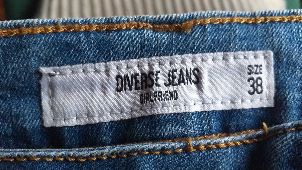 Czyszczenie szafy !!!Nowe spodnie Jeansy Diverse oryginalne rozm.38