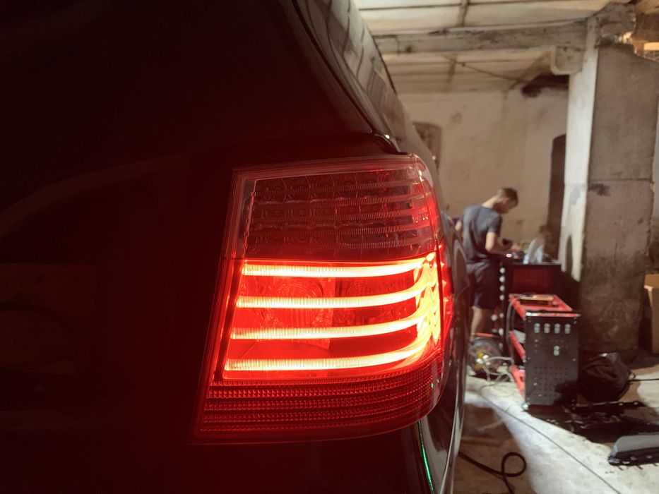 Lampa tylna prawa w błotnik bmw e61 lift Led - reflektor prawa tył