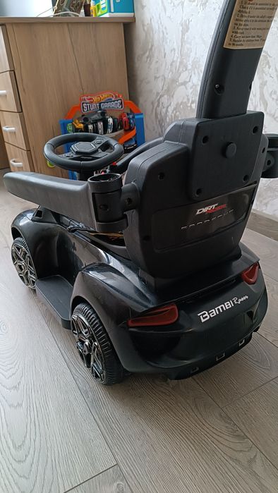 Електроавтомобіль (автомобіль-толокар) дитячий Bambi M3591/M3592