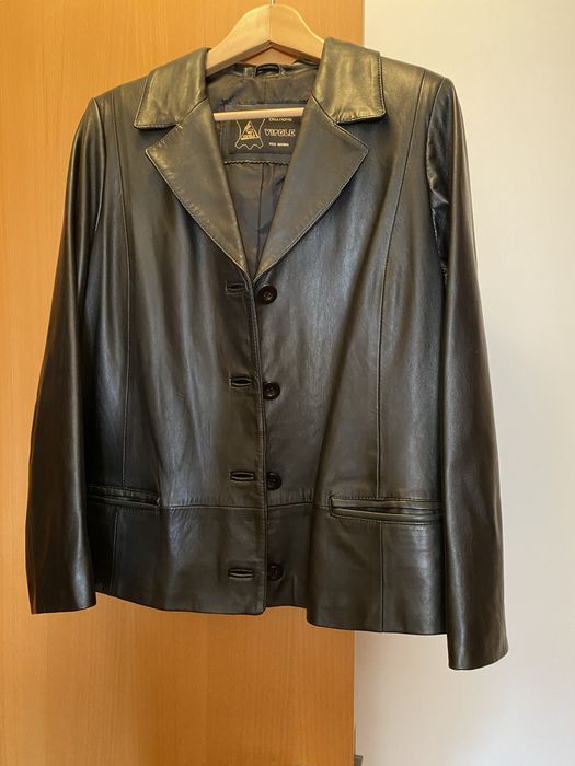 Blazer de senhora em pele genuina