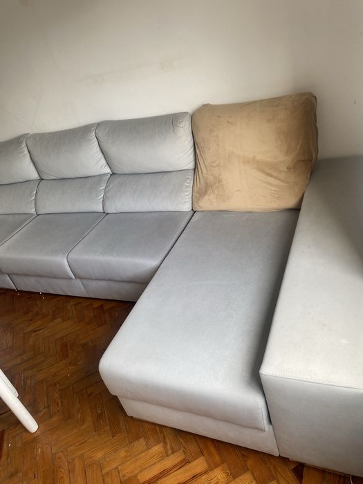Sofa L ,  em otimo estado , com menos  de 1 ano de uso