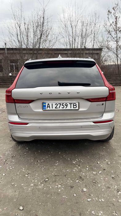 Продам Volvo XC60 В5 2021