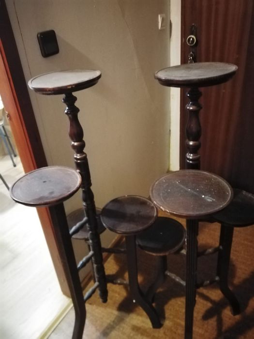Vendo duas Floreiras