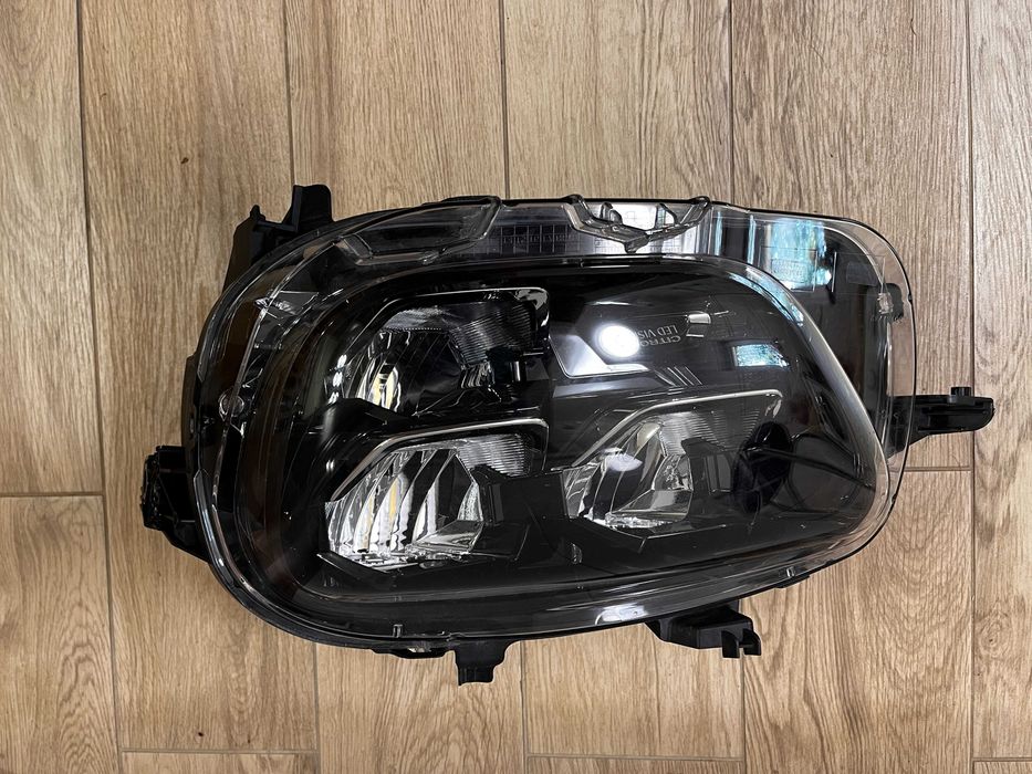 Lampa lewa przód, przednia Citroen C 3