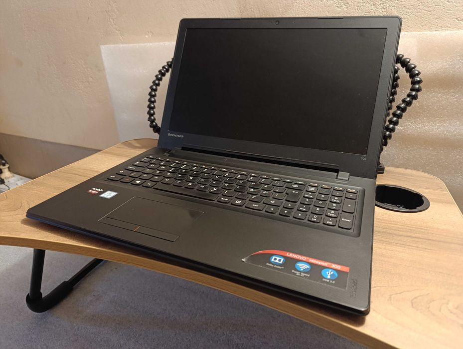Ноутбук Lenovo IdeaPad 310-15ISK | i5-6200 | 8gb | Radeon R5 M330 на 2gb _ Для навчання _ Дуже хороша пропозиціїя