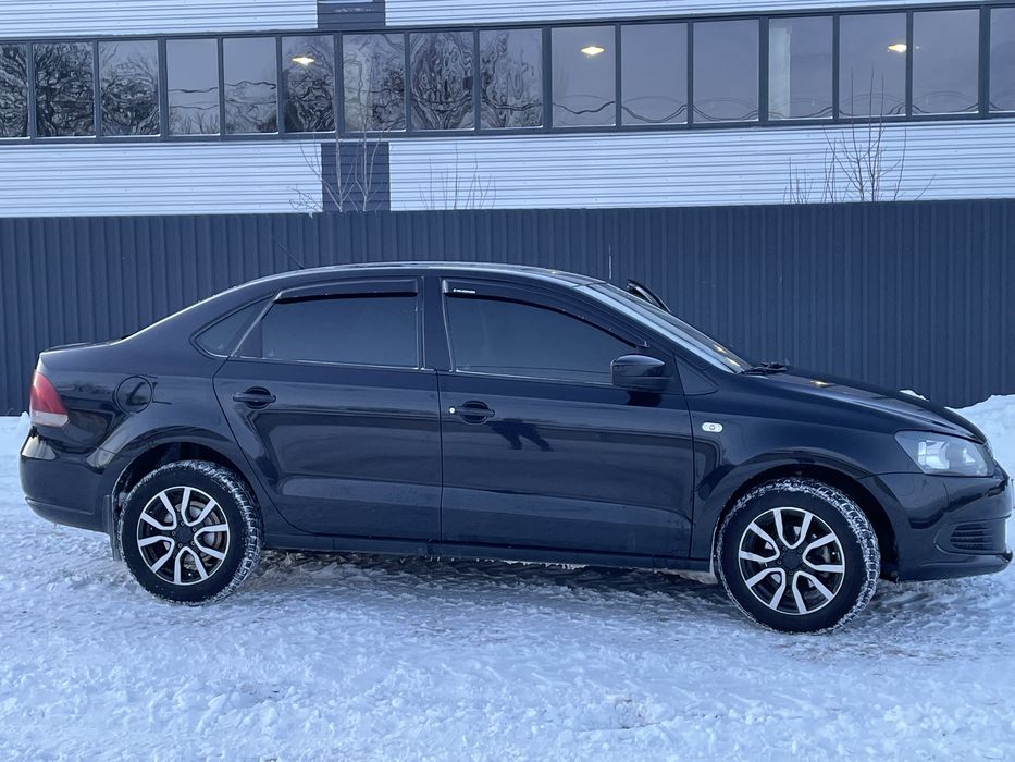 Volkswagen Polo Sedan