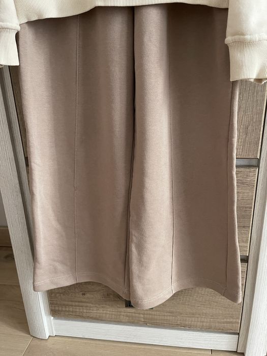 Костюм для дівчинки 140 ріст на весну