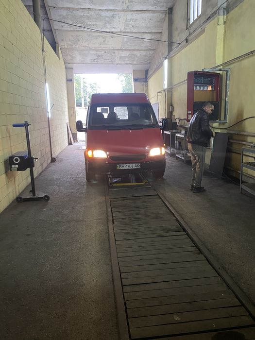 Продам форд транзит полностью обслуженый