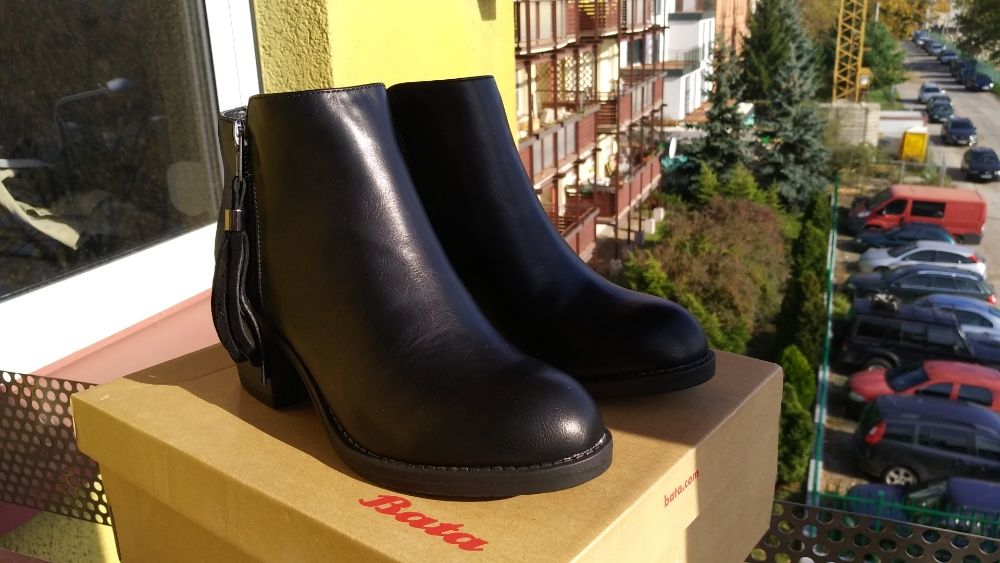 Eleganckie damskie buty Bata, rozm. 38