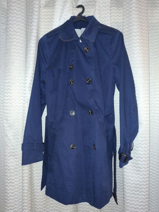 Gabardina azul Bershka