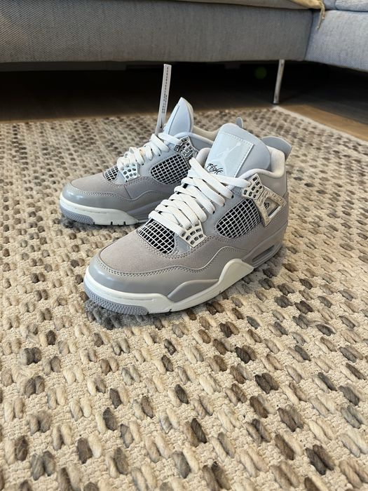 buty jordan 4 frozen moments