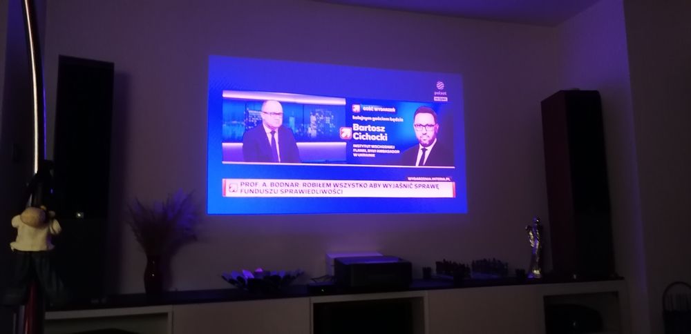 Projektor Philips Screeneo, 1590TV, uszkodzony