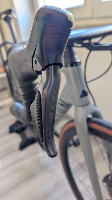 Bicicleta Canyon Ultimate CF SL 8 Ultegra Di2